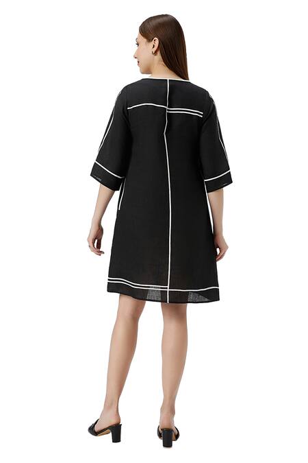 Buy Kaveri Black Linen Round Neck Crossroad Dress Online at Aza Fashions Buy_Kaveri_Black Linen Round Neck Crossroad Dress _Online_at_Aza_Fashions