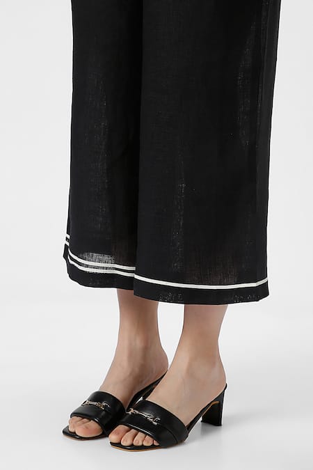 Buy Kaveri Black 100% Linen Plain Jacket Collared Neck Pant Set Buy_Kaveri_Black 100% Linen Plain Jacket Collared Neck Pant Set