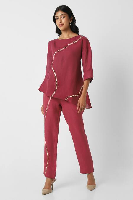 Kaveri Wine 100% Linen Placement Hand Screen Forest Wiggle Top With Pant Online at Aza Fashions Kaveri_Wine 100% Linen Placement Hand Screen Forest Wiggle Top With Pant _Online_at_Aza_Fashions