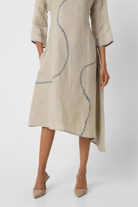 Shop Kaveri Beige Linen Round Neck Geometric Print Midi Dress Shop_Kaveri_Beige Linen Round Neck Geometric Print Midi Dress