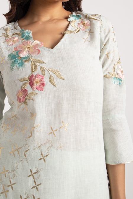 Buy_Kaveri_Beige Linen Embroidery, Foil Printing V-neck Flower Kurta Pant Set _Online_at_Aza_Fashions