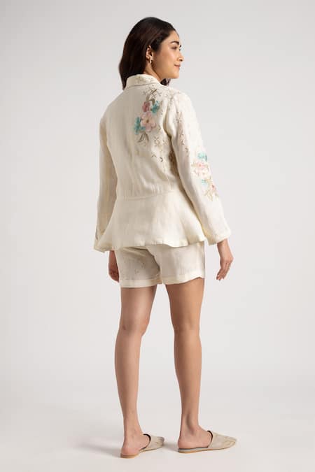 Shop Kaveri Off White 100% Linen Embroidery Flower Corsage Jacket Shorts Set at Aza Fashions Shop_Kaveri_Off White 100% Linen Embroidery Flower Corsage Jacket Shorts Set _at_Aza_Fashions