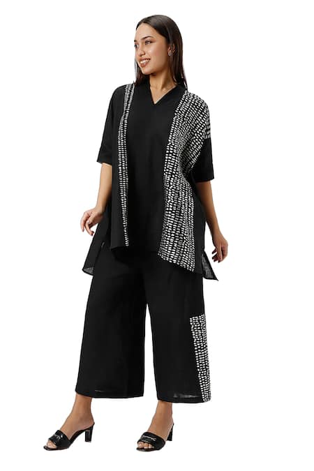 Kaveri_Grey 100% Linen Print Foil V Neck Forest Land Boxy Top With Pant  _Online_at_Aza_Fashions