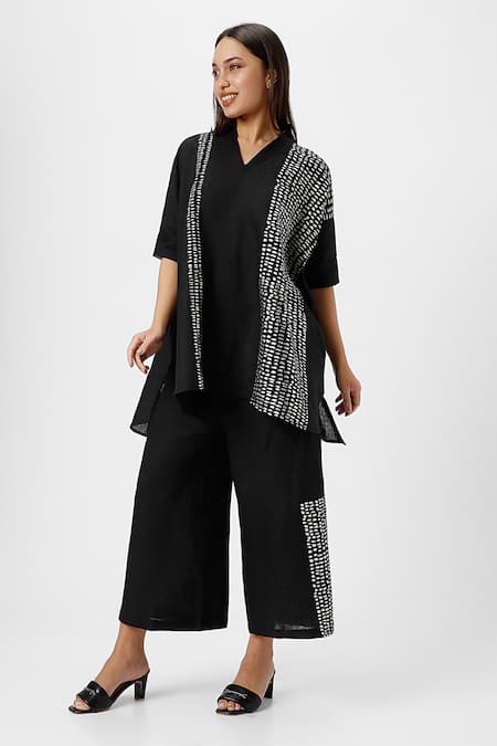 Buy_Kaveri_Grey 100% Linen Print Foil V Neck Forest Land Boxy Top With Pant  _Online_at_Aza_Fashions