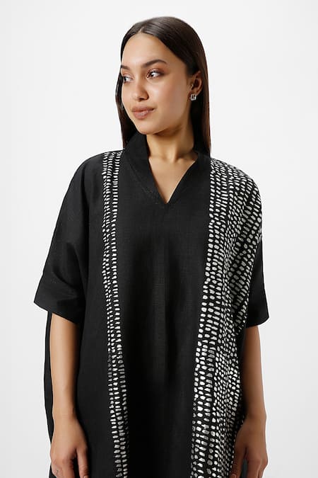 Buy_Kaveri_Grey 100% Linen Print Foil V Neck Forest Land Boxy Top With Pant  