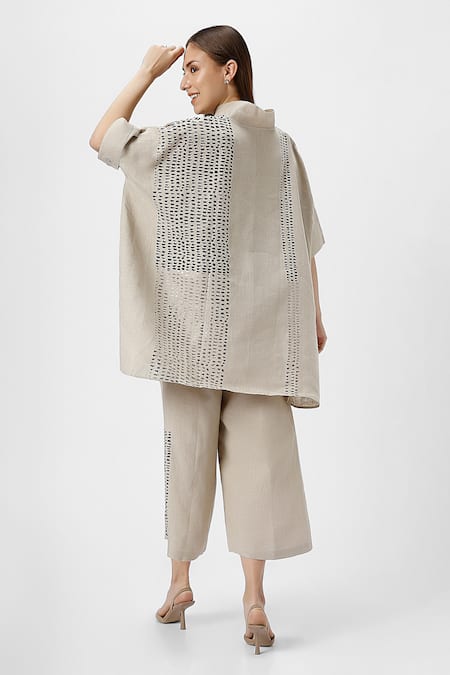 Shop Kaveri Beige 100% Linen Print Foil V Neck Forest Land Square Top With Pant at Aza Fashions Shop_Kaveri_Beige 100% Linen Print Foil V Neck Forest Land Square Top With Pant _at_Aza_Fashions