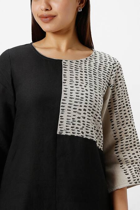 Buy_Kaveri_Black 100% Linen Print Foil Forest Land Square Top With Flared Pant  