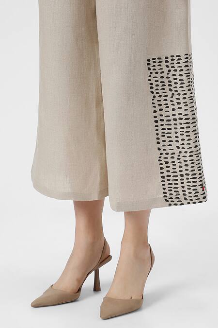 Buy Kaveri Black 100% Linen Print Foil Round Forest Land Top With Flared Pant Buy_Kaveri_Black 100% Linen Print Foil Round Forest Land Top With Flared Pant