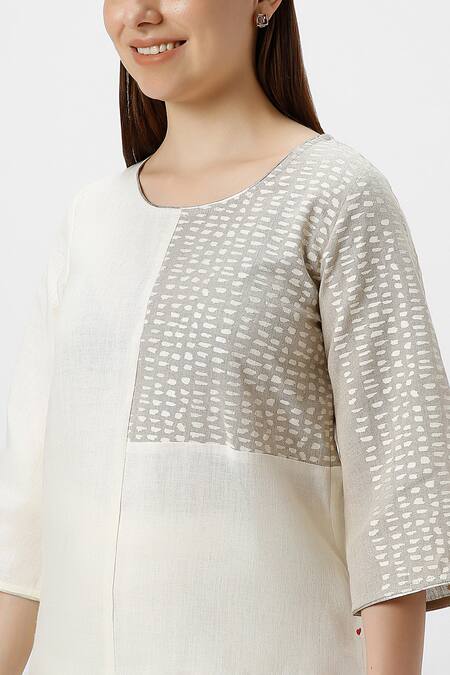 Kaveri Off White 100% Linen Print Forest Land Colorblocked Top With Pant at Aza Fashions Kaveri_Off White 100% Linen Print Forest Land Colorblocked Top With Pant _at_Aza_Fashions