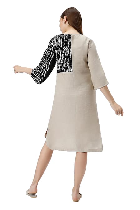 Buy Kaveri Beige Linen Foil Printing Round Neck Forest Land Asymmetric Midi Dress Online at Aza Fashions Buy_Kaveri_Beige Linen Foil Printing Round Neck Forest Land Asymmetric Midi Dress _Online_at_Aza_Fashions