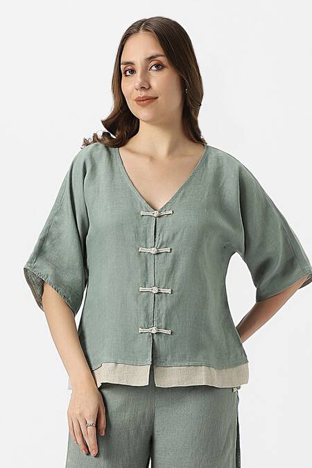 Kaveri Green 100% Linen Solid V Neck Zen Layered Top With Pant Online at Aza Fashions Kaveri_Green 100% Linen Solid V Neck Zen Layered Top With Pant _Online_at_Aza_Fashions