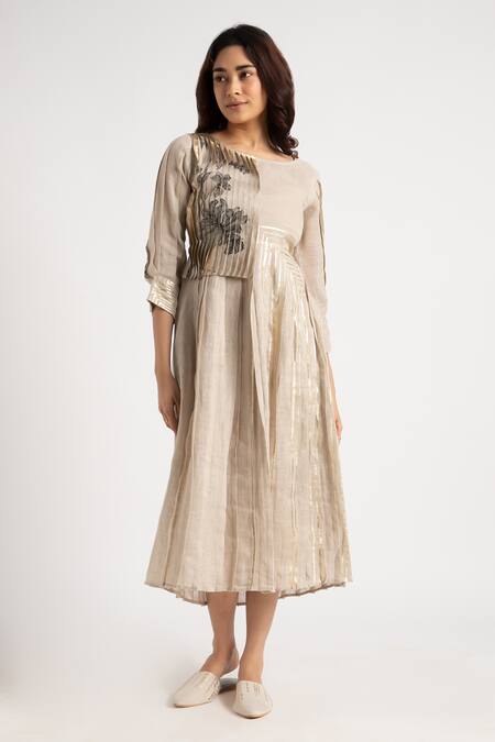 Shop Kaveri Grey Linen Embroidery Round Neck Illusion Amanda Floral Print Dress Shop_Kaveri_Grey Linen Embroidery Round Neck Illusion Amanda Floral Print Dress