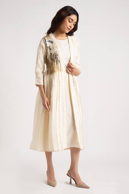 Kaveri Off White 100% Linen Hand Screen Printed Illusion Amanda With Dress Online at Aza Fashions Kaveri_Off White 100% Linen Hand Screen Printed Illusion Amanda With Dress _Online_at_Aza_Fashions