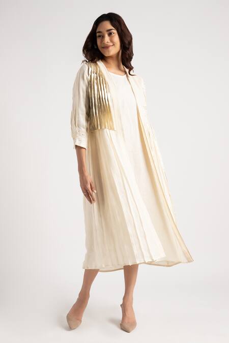Shop Kaveri Off White 100% Linen Hand Screen Printed Illusion Amanda With Dress Shop_Kaveri_Off White 100% Linen Hand Screen Printed Illusion Amanda With Dress