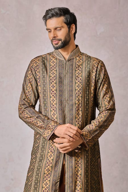 Tarun Tahiliani_Multi Color Poplin, Lycra Embroidery Kasheeda Print Straight Kurta With Churidar _at_Aza_Fashions