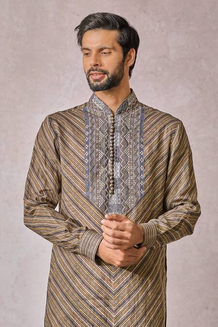 Tarun Tahiliani_Multi Color Linen Embroidery Geometric Print Kurta With Trouser _at_Aza_Fashions