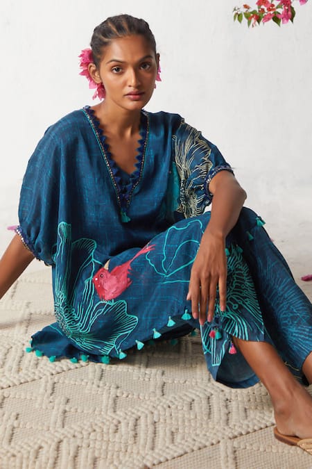 Basil Leaf Blue Chiffon Tassels V-neck Flower Bloom Print Kaftan With Pant Online at Aza Fashions Basil Leaf_Blue Chiffon Tassels V-neck Flower Bloom Print Kaftan With Pant _Online_at_Aza_Fashions