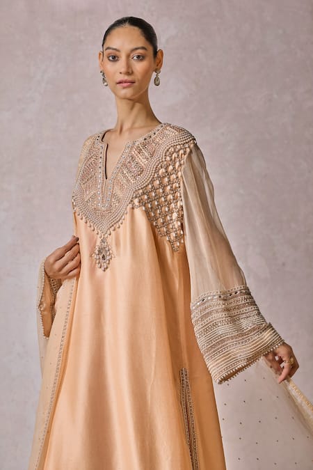 Buy_Tarun Tahiliani_Peach Silk Pearls, Crystals Split V-neck Embroidered Kurta Trouser Set _Online_at_Aza_Fashions