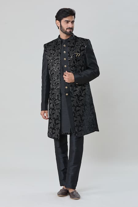 Arihant Rai Sinha Leaf Vine Embroidered Jacket Aligadhi Pant Set 