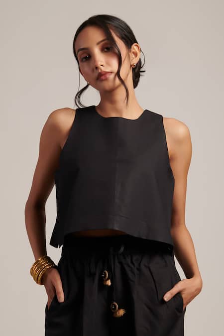 Moh India Black 100% Pure Linen Plain Round Neck Ritual Top With Trouser Online at Aza Fashions Moh India_Black 100% Pure Linen Plain Round Neck Ritual Top With Trouser _Online_at_Aza_Fashions