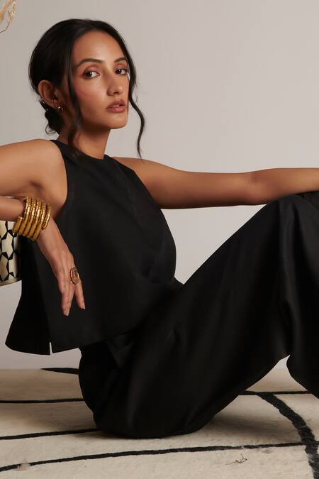 Shop Moh India Black 100% Pure Linen Plain Round Neck Ritual Top With Trouser Shop_Moh India_Black 100% Pure Linen Plain Round Neck Ritual Top With Trouser