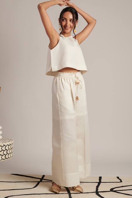 Shop_Moh India_Off White 100% Pure Linen Plain Round Neck Cropped Top And Trouser Set 