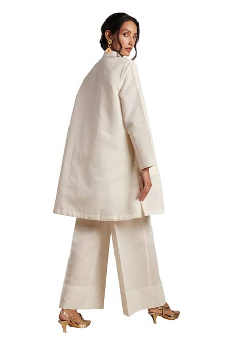 Buy Moh India Off White 100% Pure Linen Plain Round Collar Soul Tunic Online at Aza Fashions Buy_Moh India_Off White 100% Pure Linen Plain Round Collar Soul Tunic _Online_at_Aza_Fashions