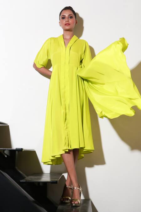 Echke Yellow Crepe V-neck Solid Midi Dress Online at Aza Fashions Echke_Yellow Crepe V-neck Solid Midi Dress _Online_at_Aza_Fashions