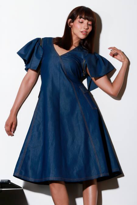 Echke Blue Denim V-neck Solid Flared Dress at Aza Fashions Echke_Blue Denim V-neck Solid Flared Dress _at_Aza_Fashions