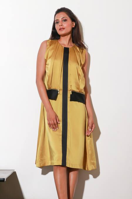 Echke Yellow Polyester Round Neck Front Pleated Midi Dress at Aza Fashions Echke_Yellow Polyester Round Neck Front Pleated Midi Dress _at_Aza_Fashions