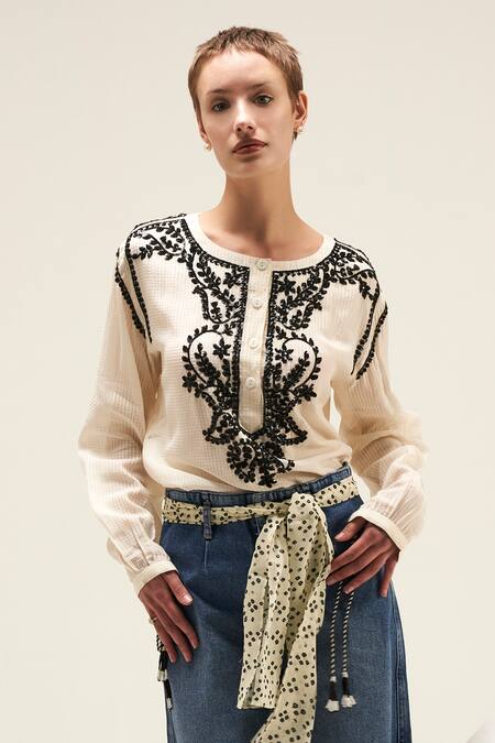 Shop Verb By Pallavi Singhee Ivory Cotton Embroidery Round Neck Thread Kurta at Aza Fashions Shop_Verb By Pallavi Singhee_Ivory Cotton Embroidery Round Neck Thread Kurta_at_Aza_Fashions