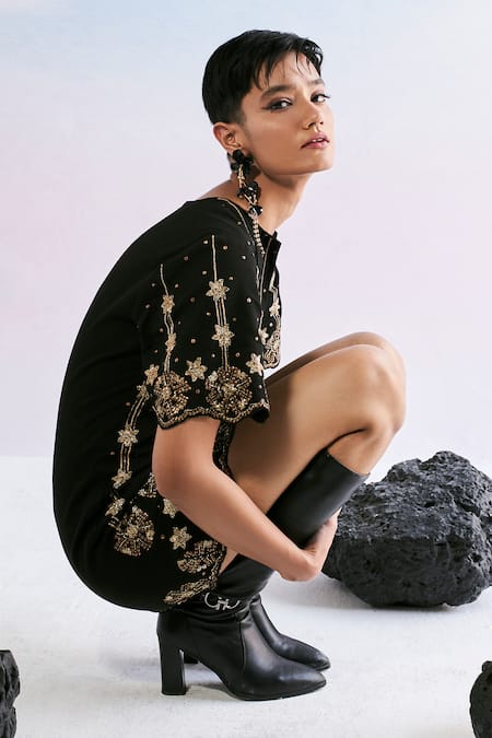 Shop Verb By Pallavi Singhee Black Cotton Sequins, Beads, Embroidery Split V-neck Dress Online at Aza Fashions Shop_Verb By Pallavi Singhee_Black Cotton Sequins, Beads, Embroidery Split V-neck Dress _Online_at_Aza_Fashions