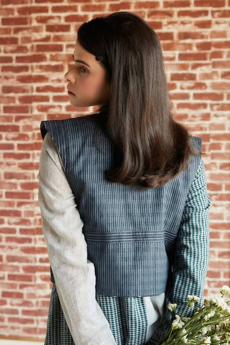 Shop Shruti Sancheti Grey Cotton Embroidery Open Neck Floral Waistcoat at Aza Fashions Shop_Shruti Sancheti_Grey Cotton Embroidery Open Neck Floral Waistcoat _at_Aza_Fashions
