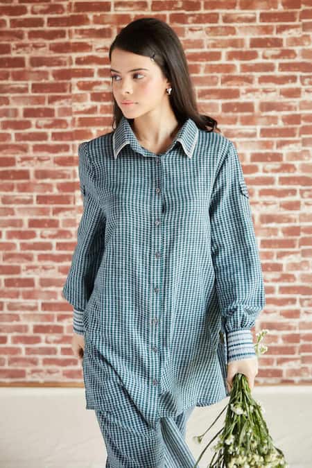 Shop Shruti Sancheti Green Cotton Collared Striped Shirt And Pant Set Shop_Shruti Sancheti_Green Cotton Collared Striped Shirt And Pant Set