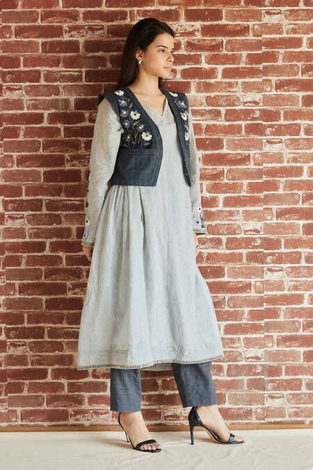 Shop Shruti Sancheti Grey Cotton Embroidery V-neck Striped Blossom Anarkali With Pant at Aza Fashions Shop_Shruti Sancheti_Grey Cotton Embroidery V-neck Striped Blossom Anarkali With Pant _at_Aza_Fashions