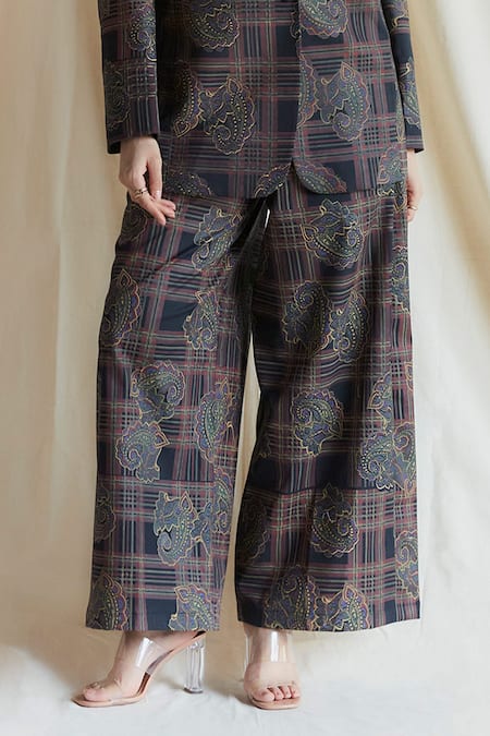 Buy Shruti Sancheti Black Viscose Paisley Checkered Print Blazer With Pant Online at Aza Fashions Buy_Shruti Sancheti_Black Viscose Paisley Checkered Print Blazer With Pant _Online_at_Aza_Fashions