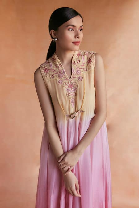 Shop Shruti Sancheti Pink Silk Embroidery V-neck Bloom Patchwork Ombre Maxi Dress at Aza Fashions Shop_Shruti Sancheti_Pink Silk Embroidery V-neck Bloom Patchwork Ombre Maxi Dress _at_Aza_Fashions