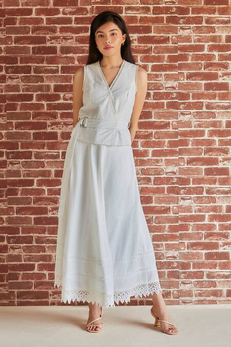 Shruti Sancheti White Cotton Lace, Buckles V-neck Embellished Top Skirt Set Online at Aza Fashions Shruti Sancheti_White Cotton Lace, Buckles V-neck Embellished Top Skirt Set _Online_at_Aza_Fashions