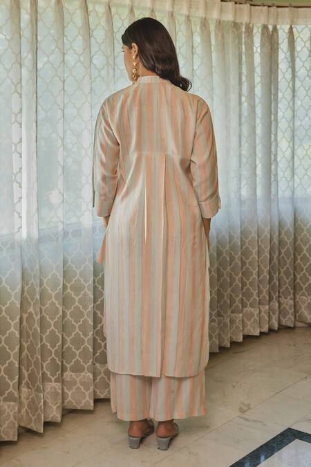 Shop Kapraaaha Pink Muslin Collared Striped Tunic And Pant Set at Aza Fashions Shop_Kapraaaha_Pink Muslin Collared Striped Tunic And Pant Set_at_Aza_Fashions
