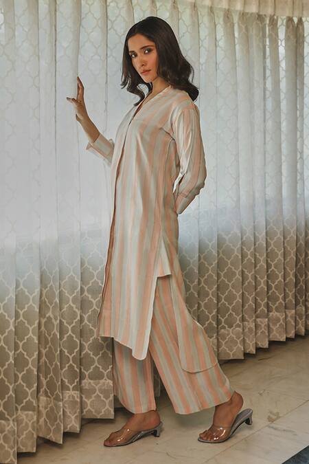 Shop Kapraaaha Pink Muslin Collared Striped Tunic And Pant Set Online at Aza Fashions Shop_Kapraaaha_Pink Muslin Collared Striped Tunic And Pant Set_Online_at_Aza_Fashions