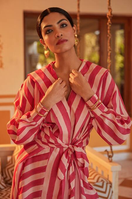 Buy_Kapraaaha_Pink Muslin Shawl Neck Striped Tie-up Jacket And Pant Set