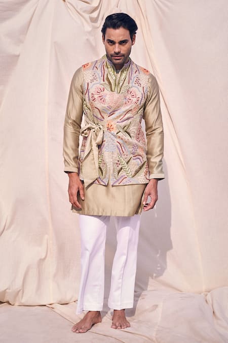 Kaaj Button x AZA Mirror Embroidered Bundi & Kurta Set 