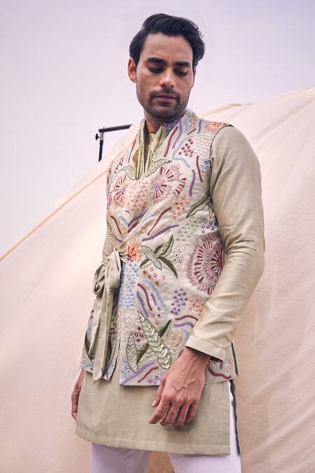 Shop Kaaj Button X AZA Green Organza, Cotton Satin, Chanderi Silk Mirrors, Embroidery Bundi And Kurta Set Online at Aza Fashions Shop_Kaaj Button X AZA_Green Organza, Cotton Satin, Chanderi Silk Mirrors, Embroidery Bundi And Kurta Set _Online_at_Aza_Fashions