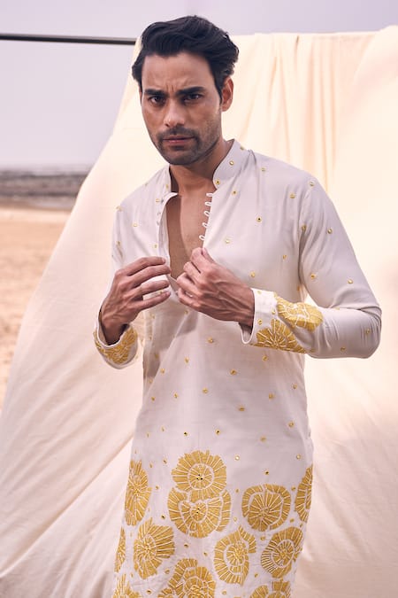 Shop_Kaaj Button X AZA_Ivory Chanderi Silk, Cotton Embroidery Floral Applique Kurta Set 