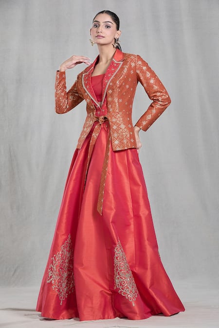Buy_Samyukta Singhania_Orange Silk, Brocade Geometric Woven Layered Jacket Embroidered Lehenga Set _Online_at_Aza_Fashions