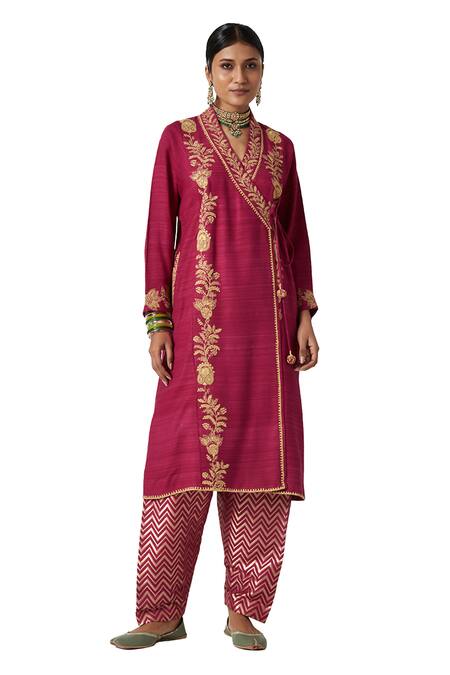 Payal Pratap Fuchsia Maheshwari, Brocade Embroidery V-neck Akilah Kurta With Salwar at Aza Fashions Payal Pratap_Fuchsia Maheshwari, Brocade Embroidery V-neck Akilah Kurta With Salwar _at_Aza_Fashions