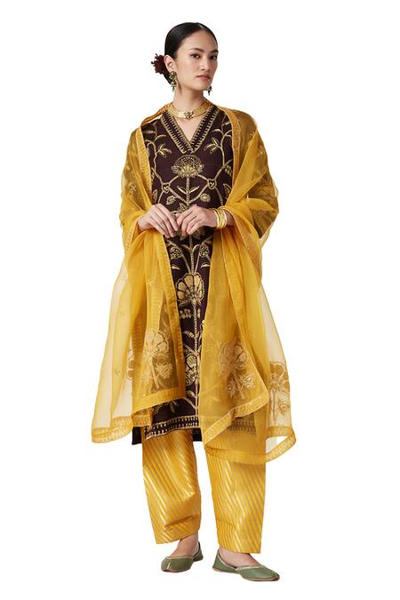 Buy Payal Pratap Brown Organza, Brocade, Embroidery V-neck Aabidah Kurta Set Buy_Payal Pratap_Brown Organza, Brocade, Embroidery V-neck Aabidah Kurta Set