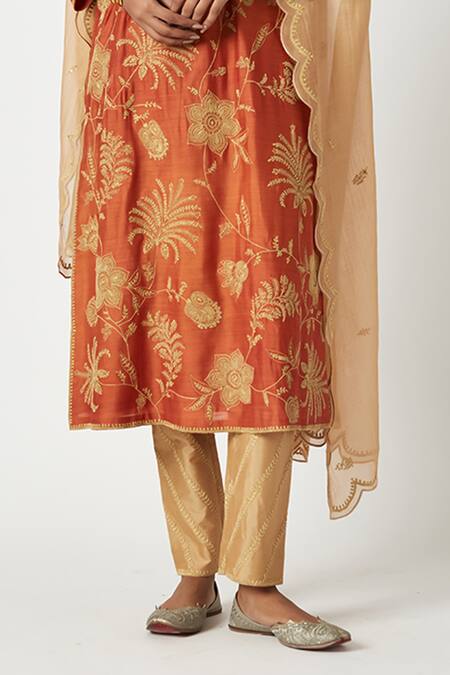 Shop Payal Pratap Mohair, Cotton, Chanderi, Silk Embroidery Round Neck Shriya Kurta Set Online at Aza Fashions Shop_Payal Pratap_Mohair, Cotton, Chanderi, Silk Embroidery Round Neck Shriya Kurta Set _Online_at_Aza_Fashions