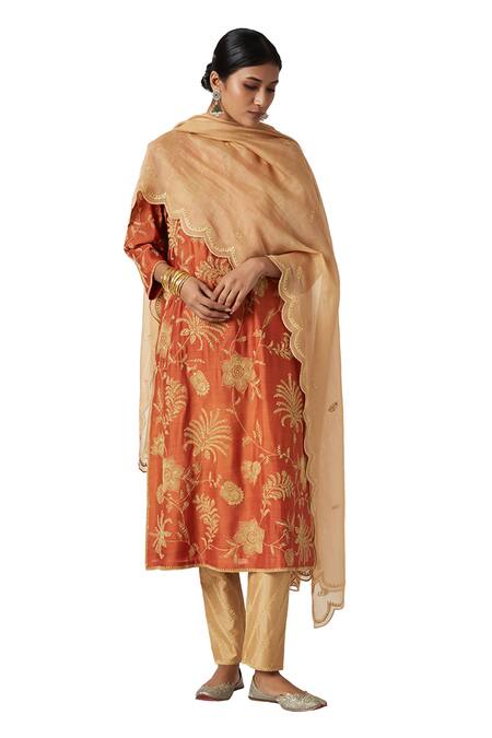 Payal Pratap Mohair, Cotton, Chanderi, Silk Embroidery Round Neck Shriya Kurta Set at Aza Fashions Payal Pratap_Mohair, Cotton, Chanderi, Silk Embroidery Round Neck Shriya Kurta Set _at_Aza_Fashions