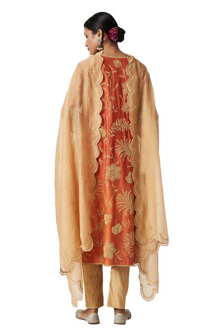 Buy Payal Pratap Mohair, Cotton, Chanderi, Silk Embroidery Round Neck Shriya Kurta Set Buy_Payal Pratap_Mohair, Cotton, Chanderi, Silk Embroidery Round Neck Shriya Kurta Set